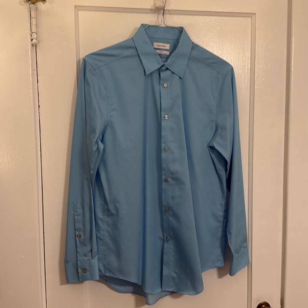 Calvin Klein men’s dress shirt